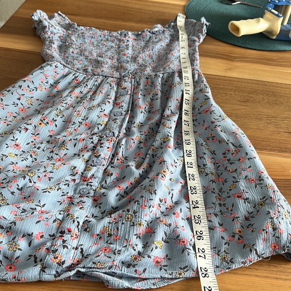 Sky and Sparrow dress
Excellent Condition - Picture 8 of 9